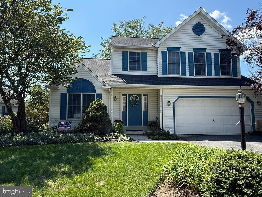 202 FOX GROVE PLACE, HUMMELSTOWN, PA 17036