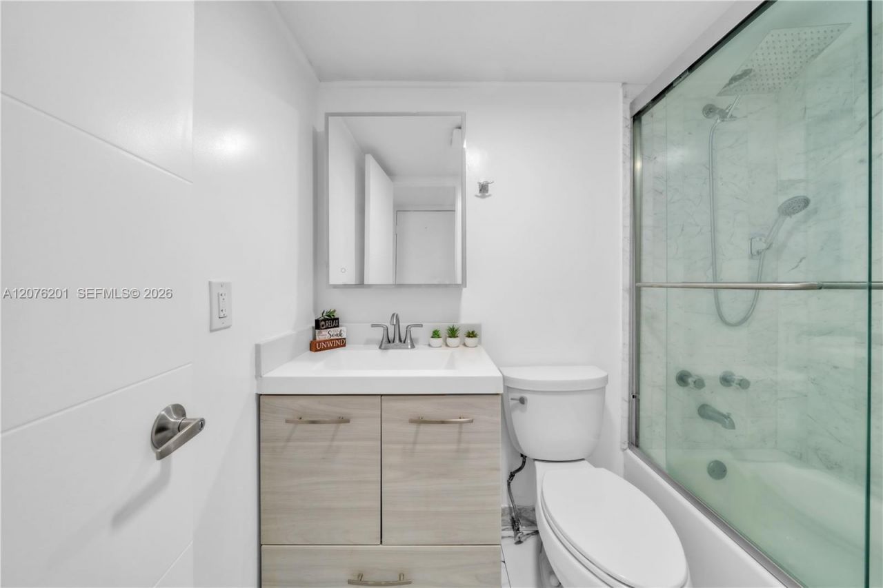 2401 S Ocean Dr, Unit 507, Hollywood, FL 33019 Photo