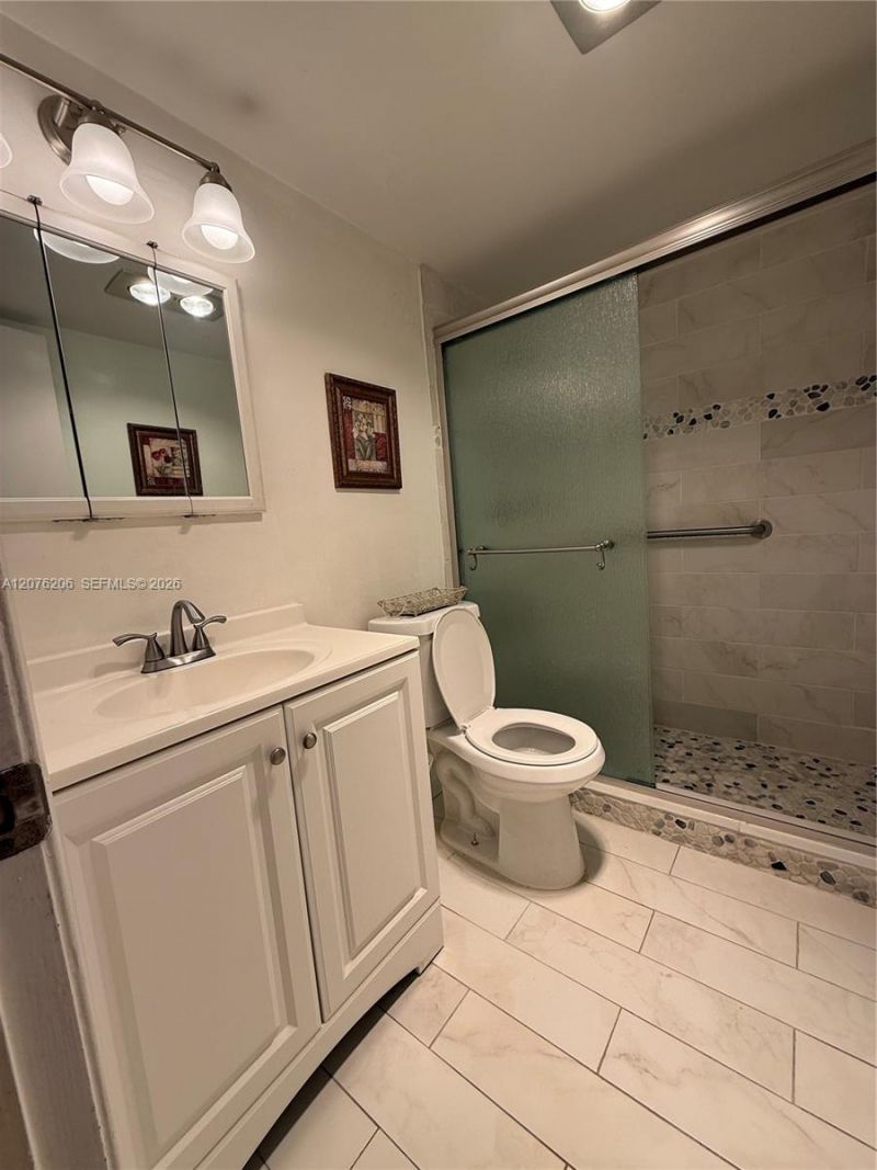 272 Camden L, Unit 272, West Palm Beach, FL 33417 Photo