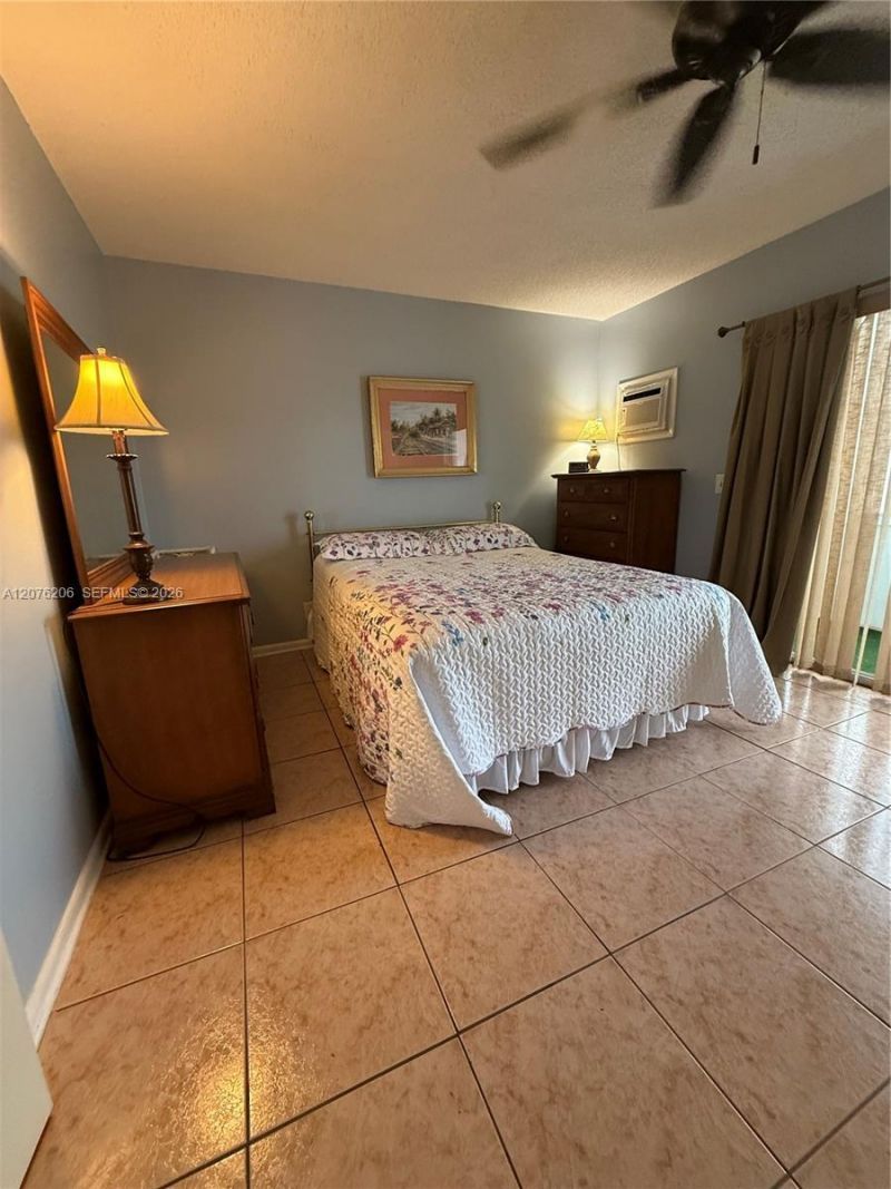 272 Camden L, Unit 272, West Palm Beach, FL 33417 Photo