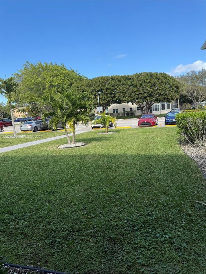272 Camden L, Unit 272, West Palm Beach, FL 33417 Photo