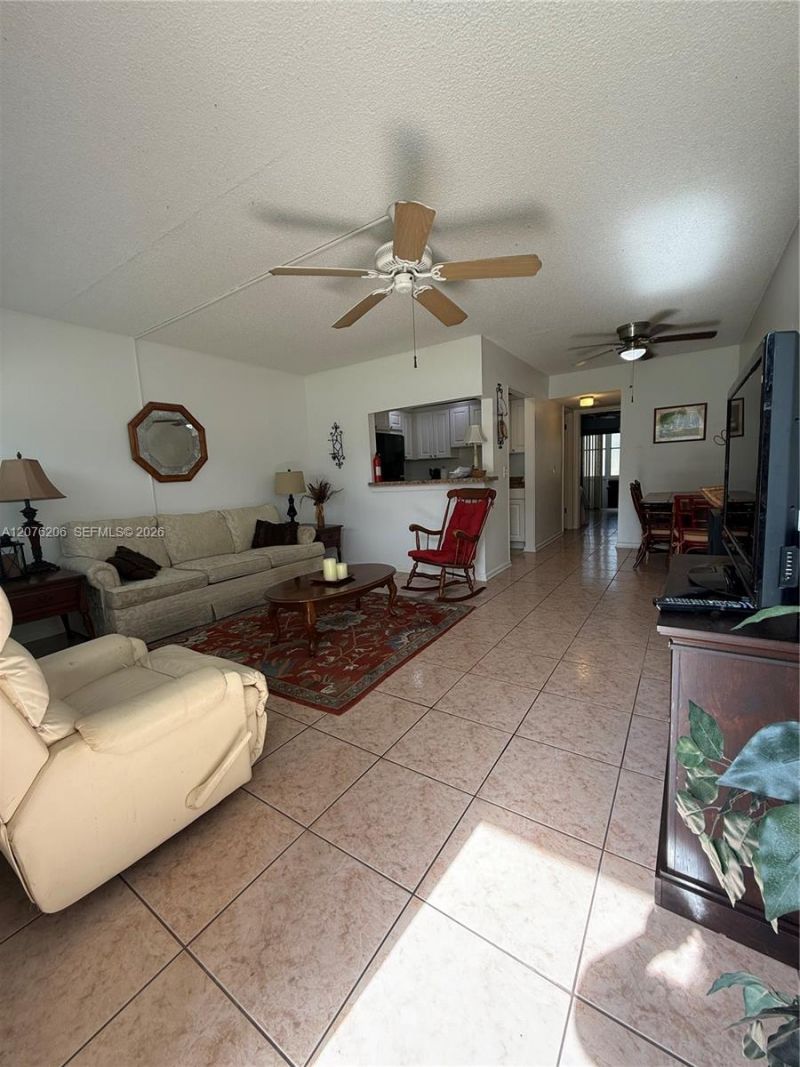 272 Camden L, Unit 272, West Palm Beach, FL 33417 Photo
