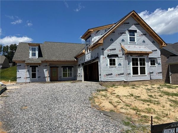 147 Green Forest Court , Winston-Salem, NC 27107