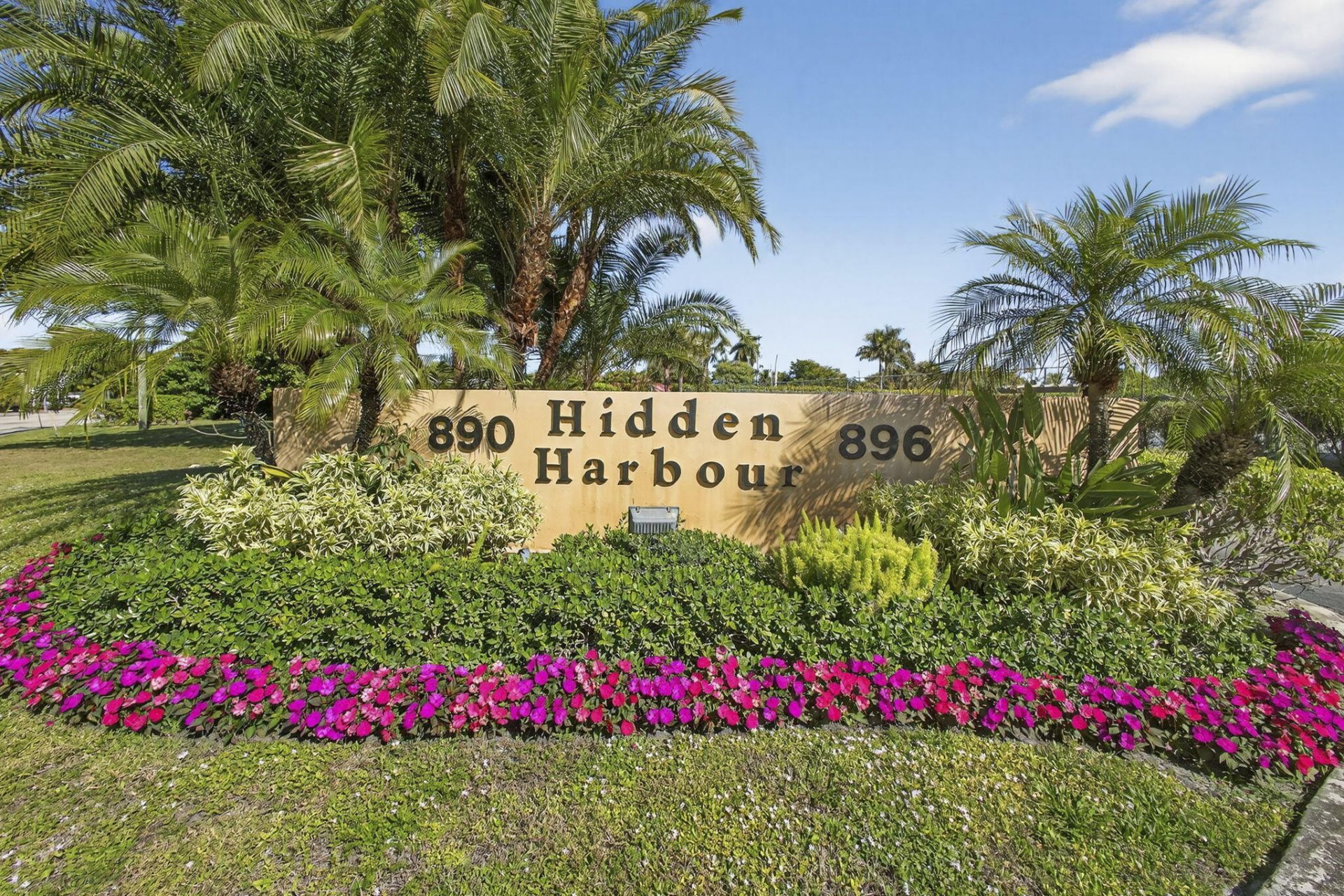 890 N Federal Highway, Unit 202, Lantana, FL 33462 Photo