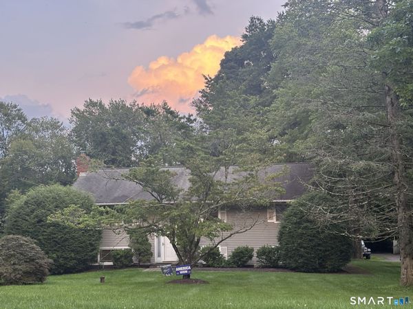 31 Old Hawleyville , Bethel, CT 06801