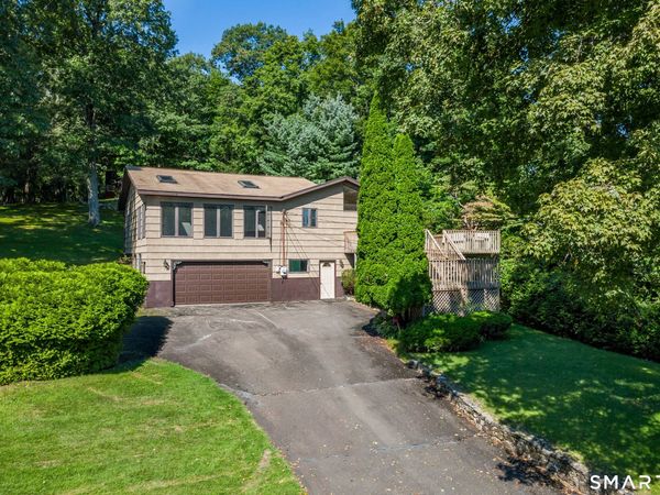 1 Hayestown , Danbury, CT 06811