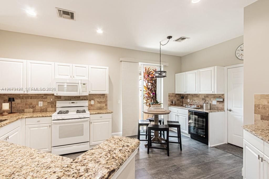 10545 Avila Cir, Fort Myers, FL 33913 Photo