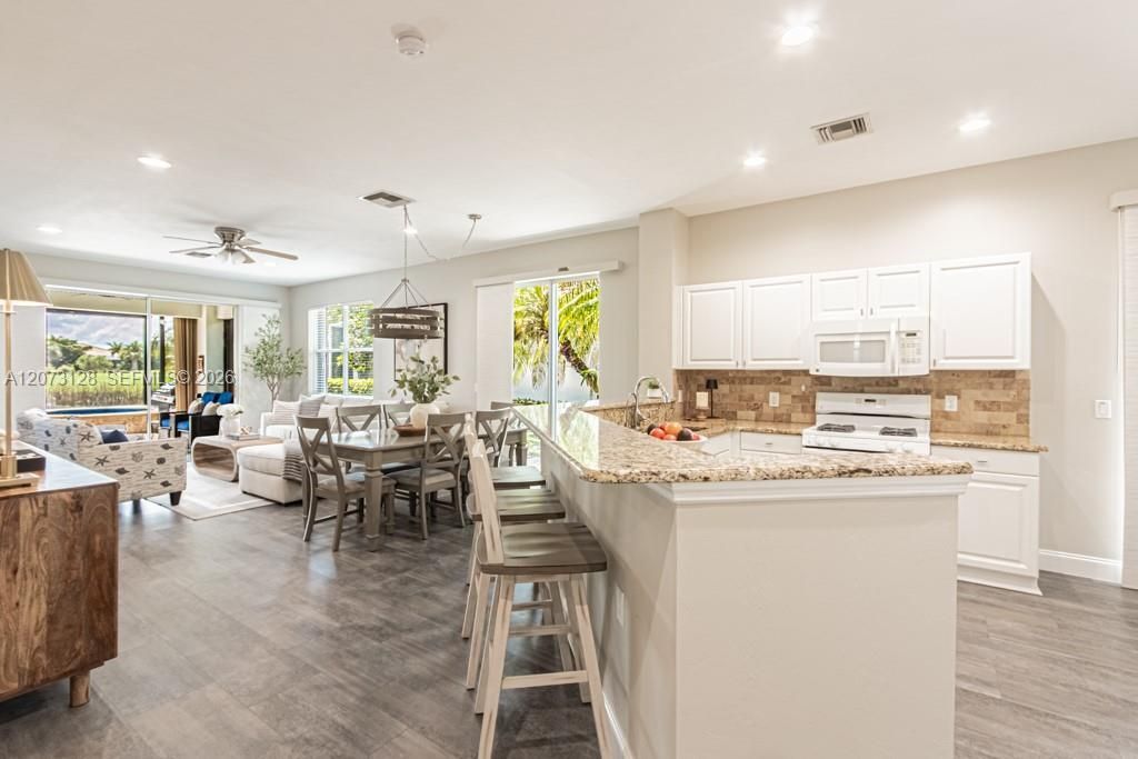 10545 Avila Cir, Fort Myers, FL 33913 Photo