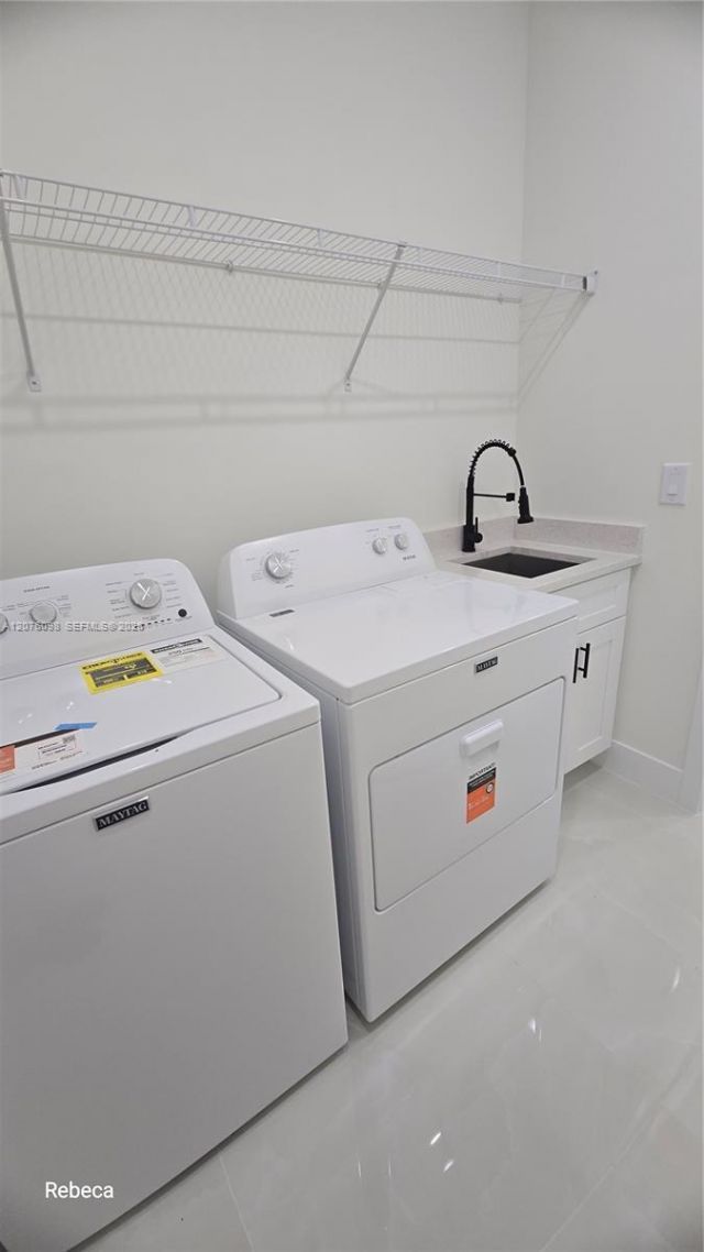 580 Woodview Dr , Lehigh Acres, FL 33972 Photo