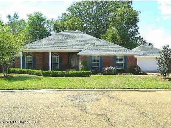 943 Eagles Nest Drive, Byram, MS 39272