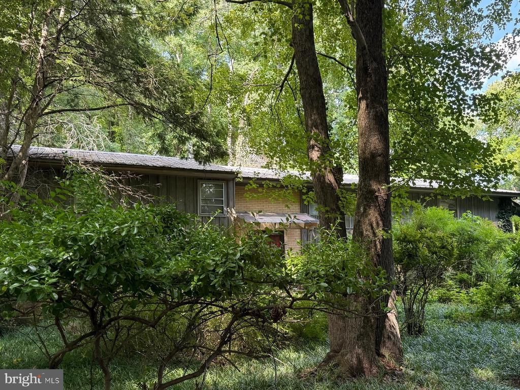 4904 WOODSY WAY , TEMPLE HILLS, MD 20748