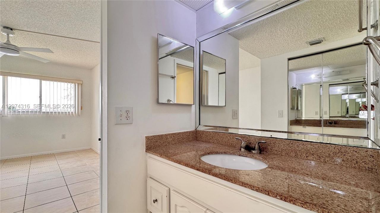 1400 SW 131st Way , Unit 305Q, Pembroke Pines, FL 33027 Photo