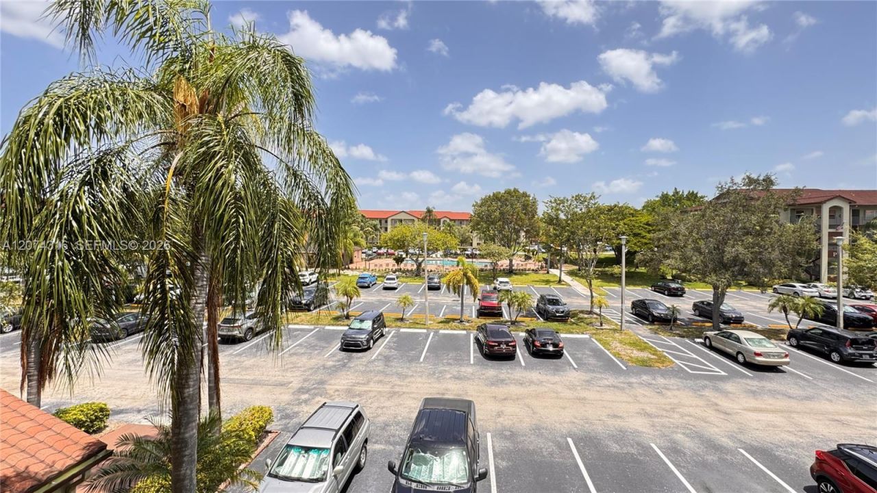 1400 SW 131st Way , Unit 305Q, Pembroke Pines, FL 33027 Photo