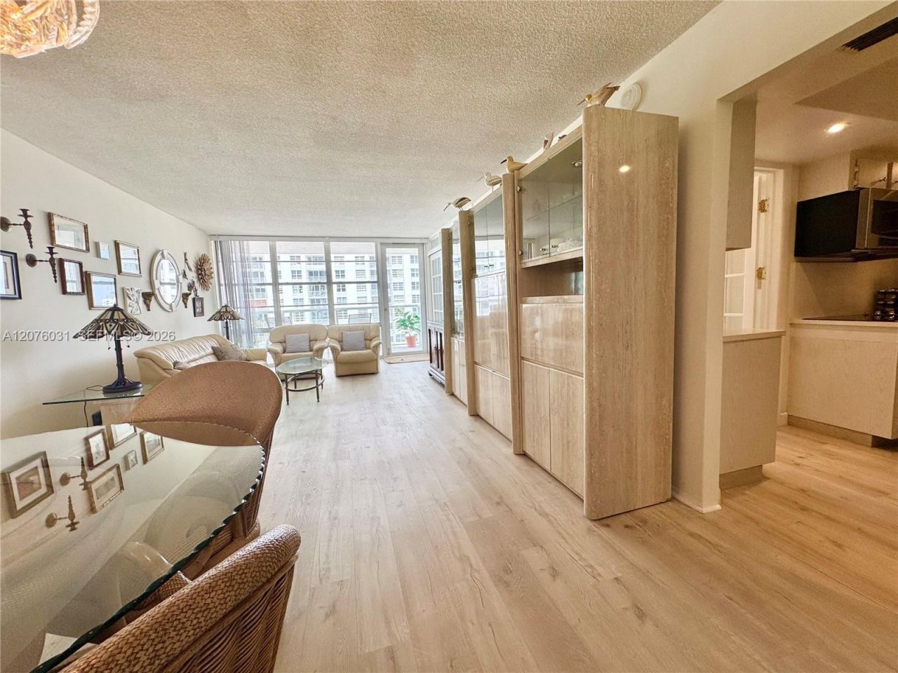 230 174th St , Unit 1110, Sunny Isles Beach, FL 33160 Photo