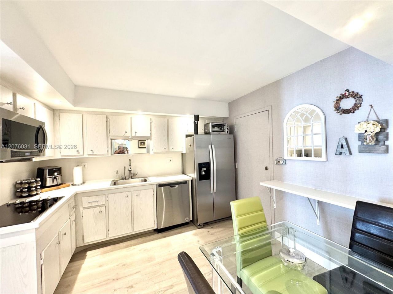 230 174th St , Unit 1110, Sunny Isles Beach, FL 33160 Photo