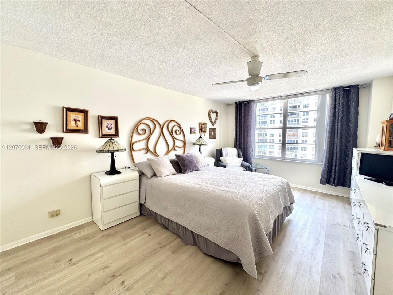 230 174th St , Unit 1110, Sunny Isles Beach, FL 33160 Photo