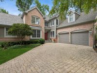 633 Academy Woods Drive, Lake Forest, IL 60045 primary photo
