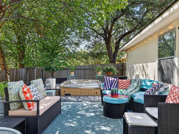 9213 Grant Forest DR, Austin, TX 78744