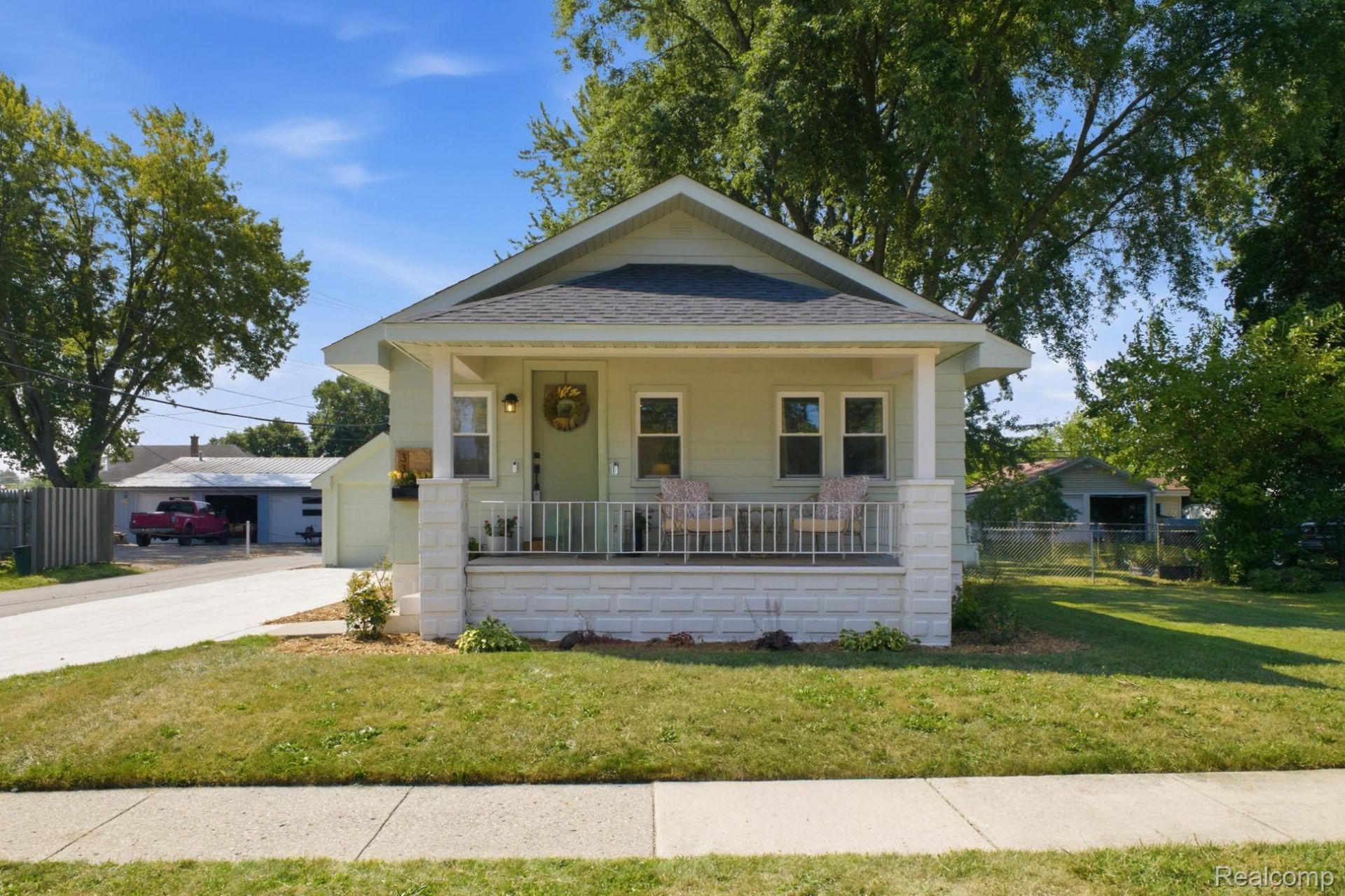 33 W Wabash Avenue, Belleville, Mi 48111 Main Photo