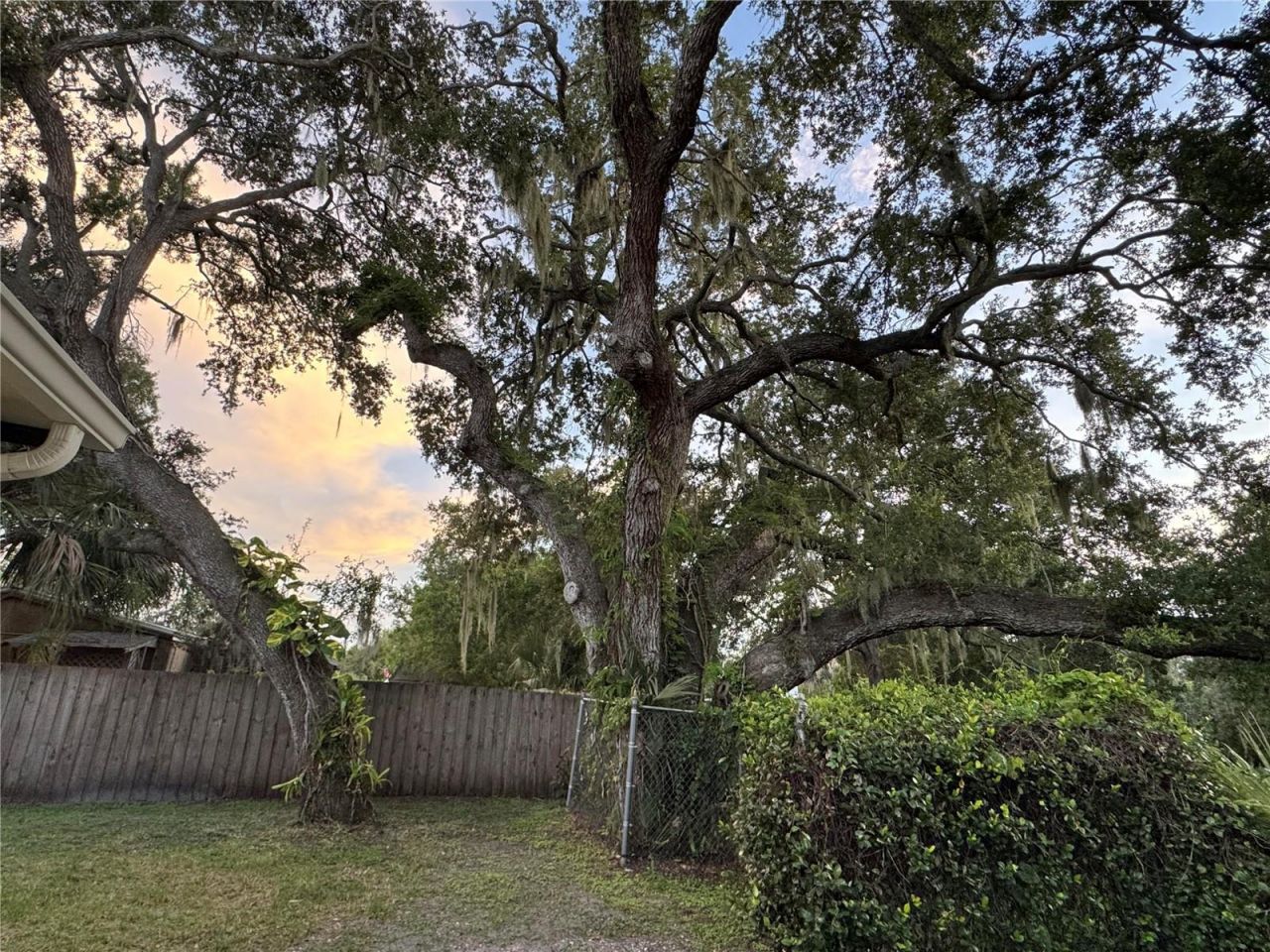 8801 Marc David , Gibsonton, FL 33534 Photo