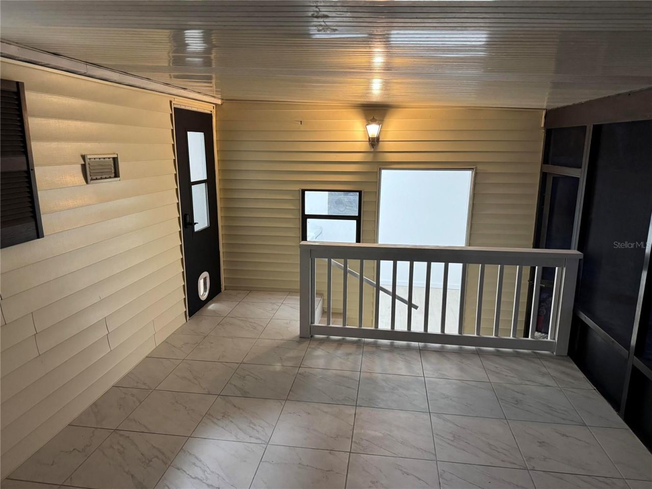 8801 Marc David , Gibsonton, FL 33534 Photo