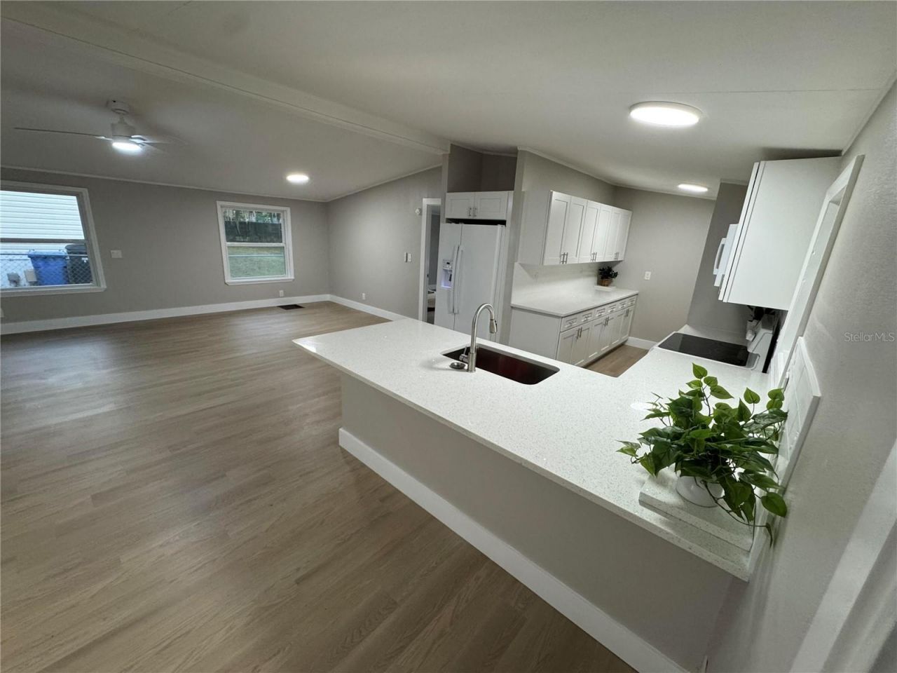8801 Marc David , Gibsonton, FL 33534 Photo
