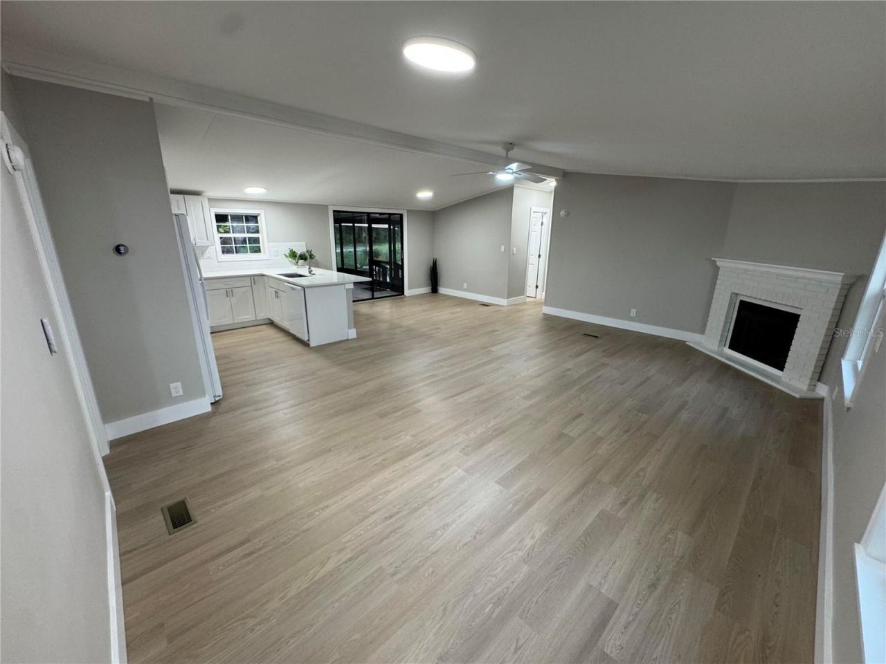 8801 Marc David , Gibsonton, FL 33534 Photo