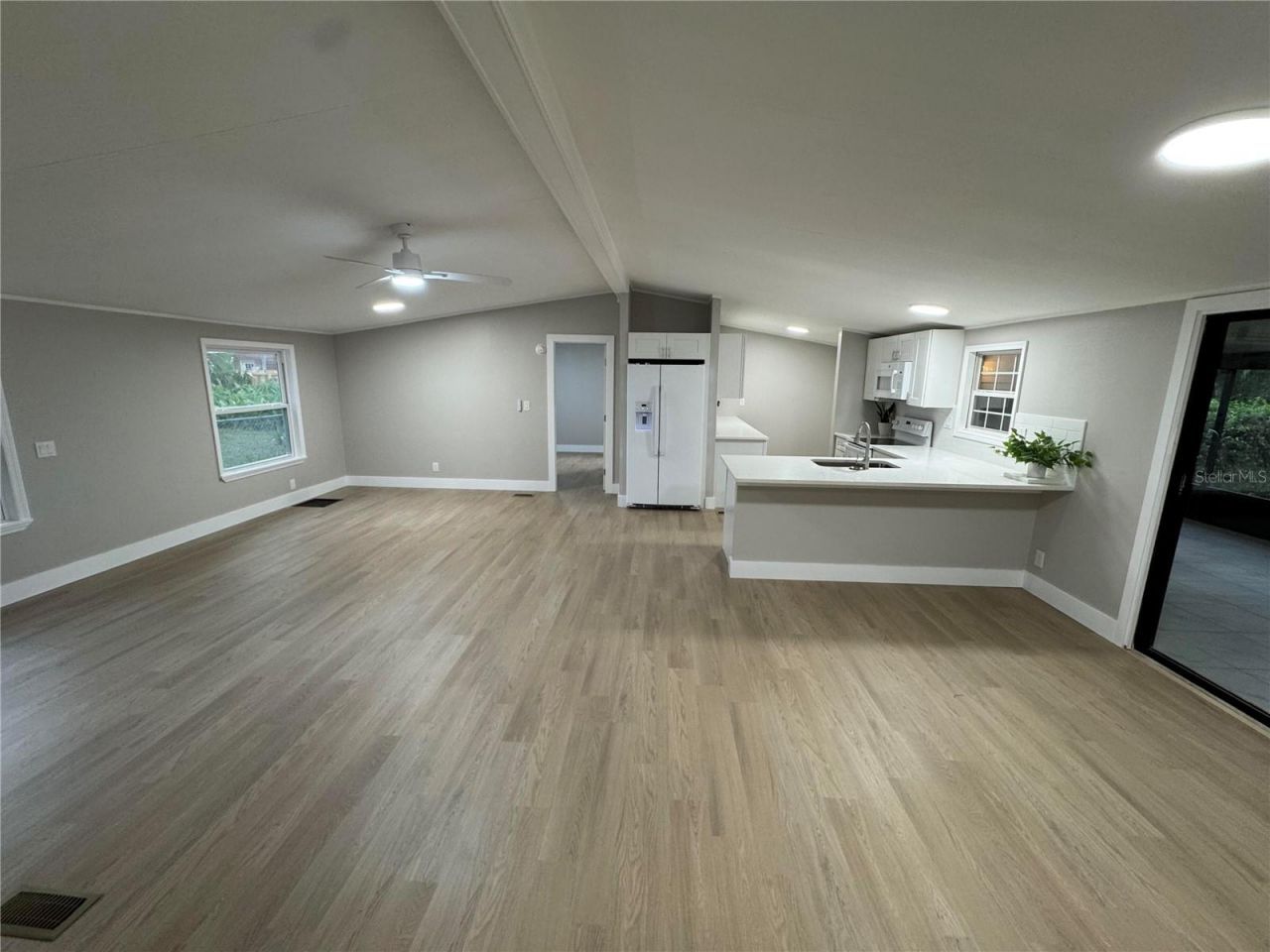 8801 Marc David , Gibsonton, FL 33534 Photo