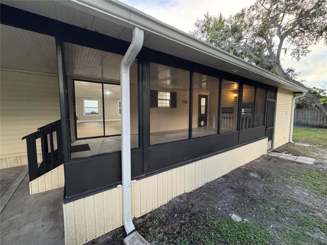 8801 Marc David , Gibsonton, FL 33534 Photo