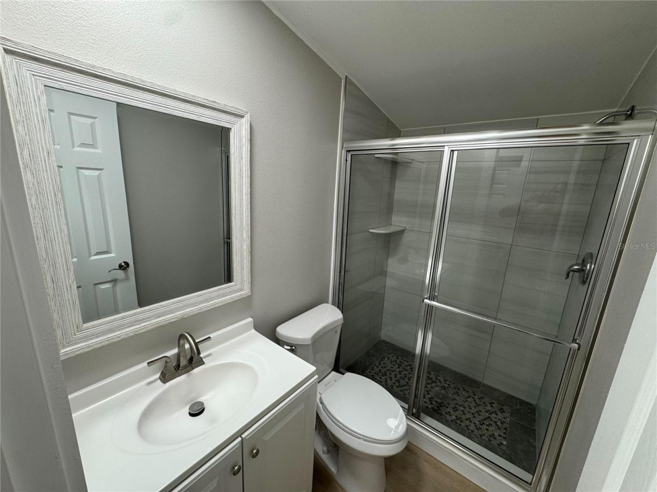 8801 Marc David , Gibsonton, FL 33534 Photo