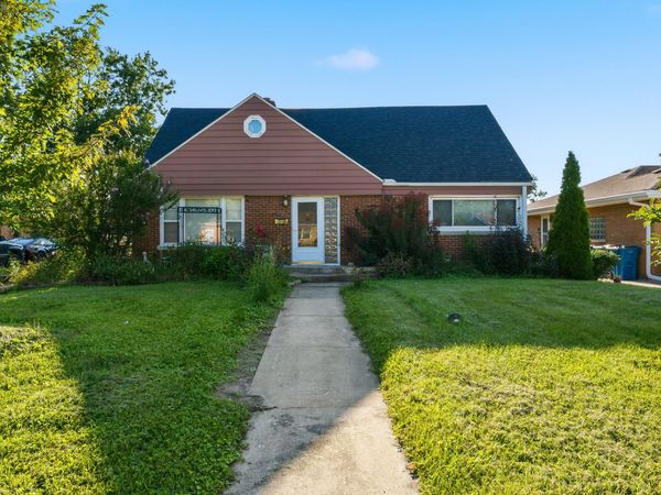 842 N Memorial Drive , Chicago Heights, IL 60411