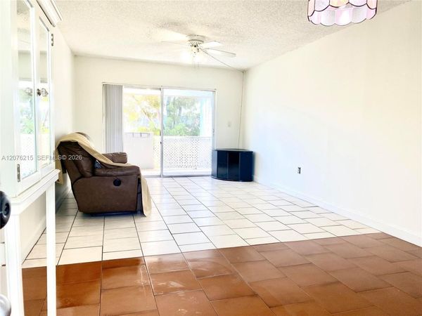 6095 W 18th Ave , Unit S314, Hialeah, FL 33012