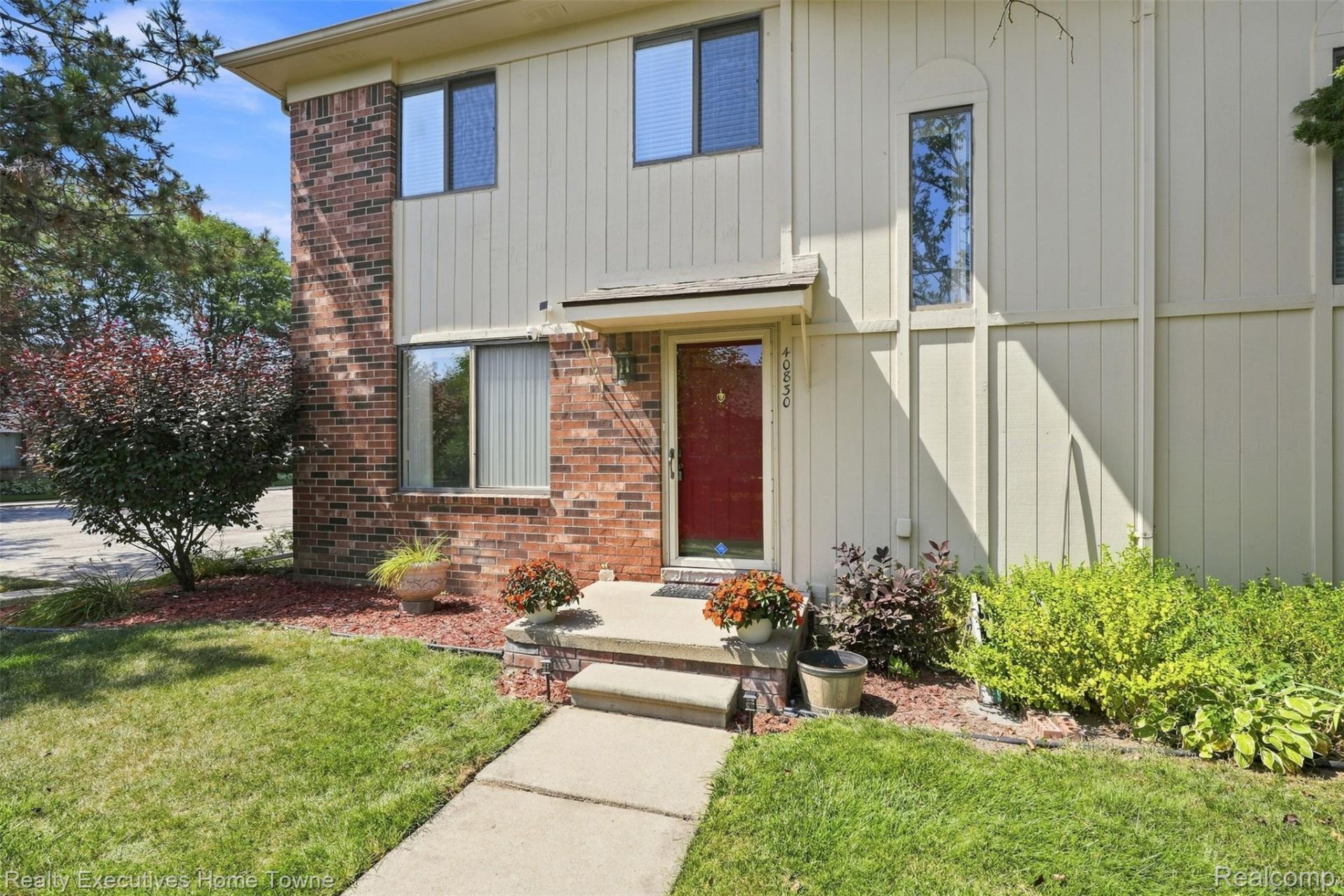 40830 Highpointe Drive, Unit 17, Clinton Township, Mi 48038 Main Photo