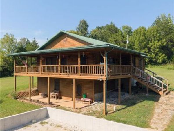 83 Little Shoal Creek Road, Steelville, MO 65565