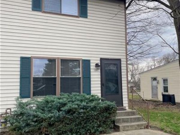 1841 Rice Boulevard, Fairborn, OH 45324