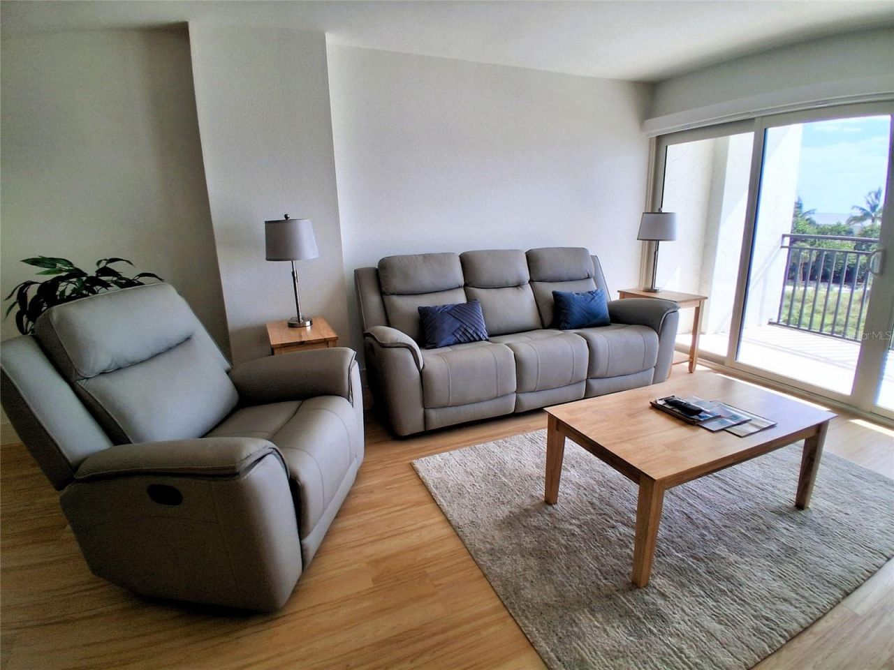 19 Whispering Sands Drive, Unit 401, Sarasota, FL 34242 Photo