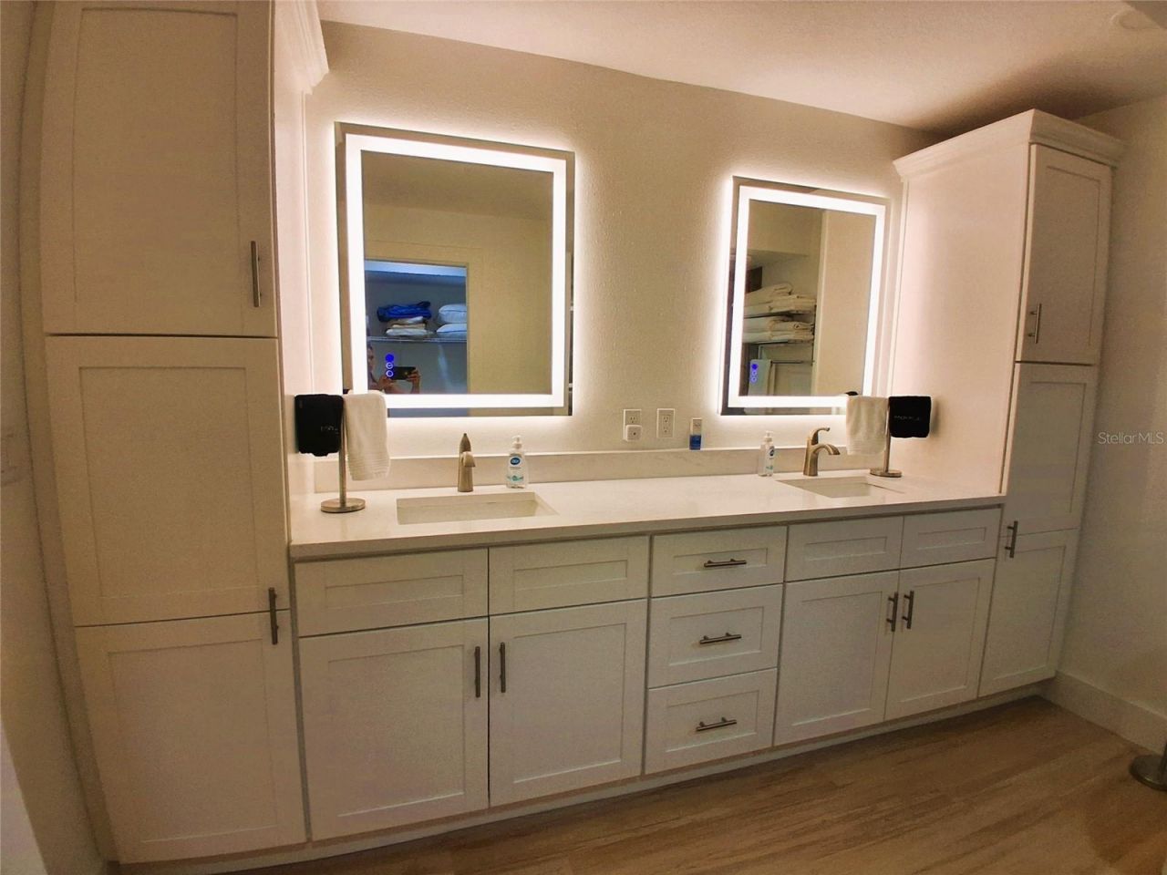 19 Whispering Sands Drive, Unit 401, Sarasota, FL 34242 Photo