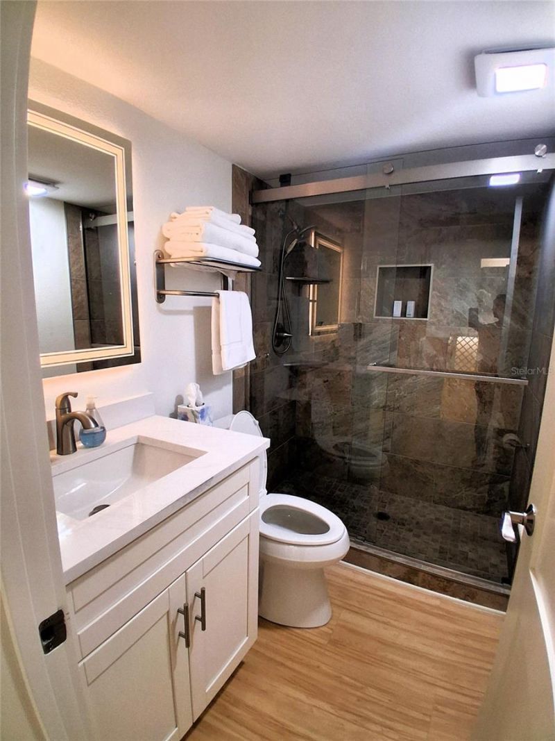 19 Whispering Sands Drive, Unit 401, Sarasota, FL 34242 Photo