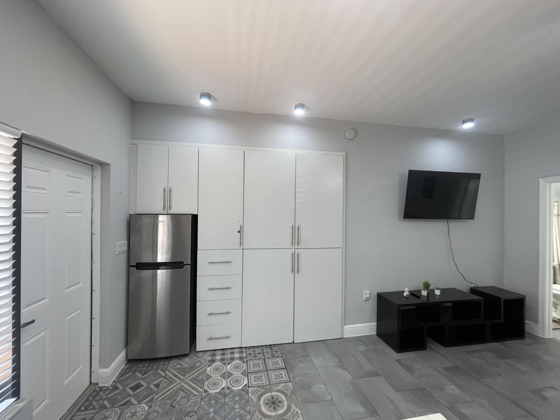824 NE 4th Street, Unit 3, Fort Lauderdale, FL 33301 Photo