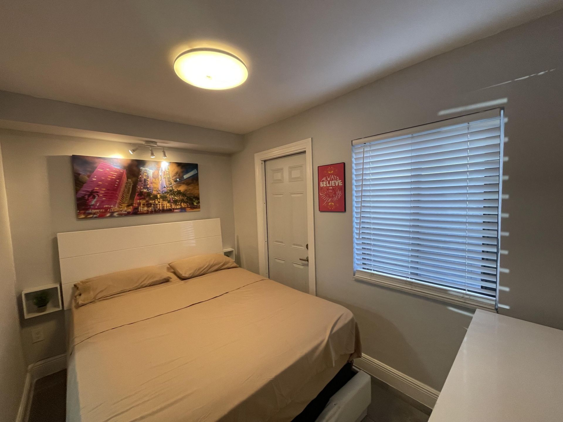 824 NE 4th Street, Unit 3, Fort Lauderdale, FL 33301 Photo