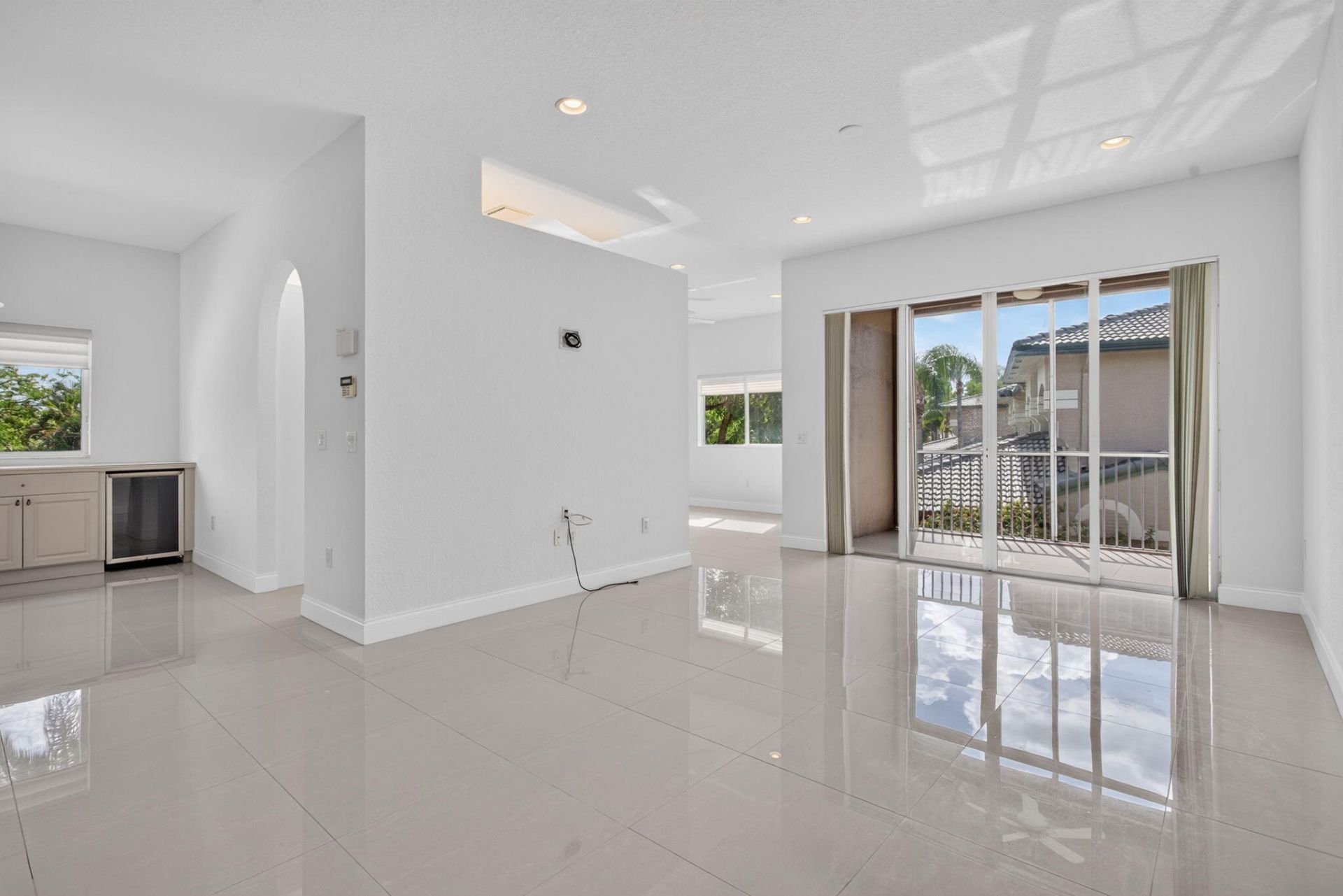 7940 Exeter Circle E, Unit 201, Tamarac, FL 33321 Photo