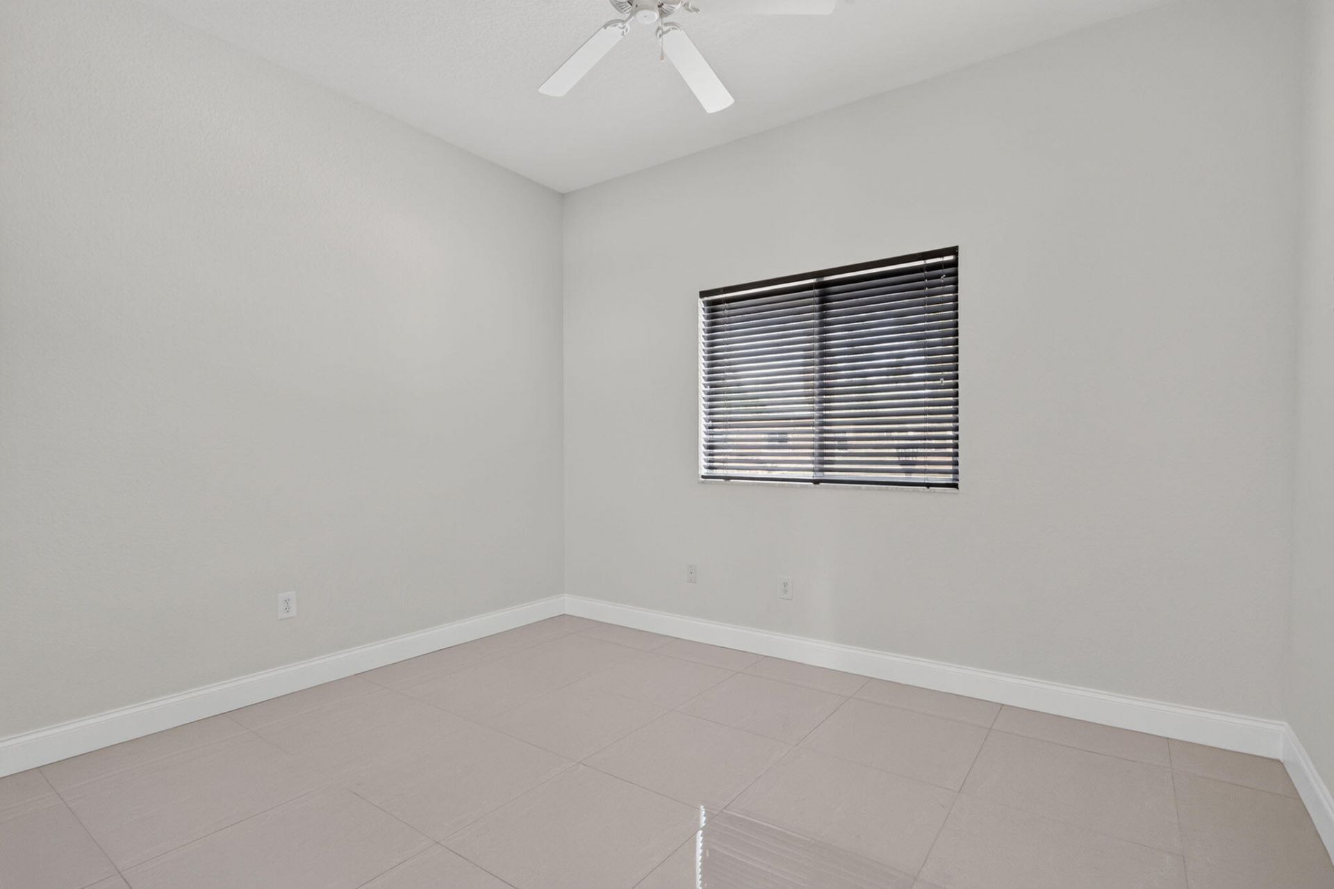 7940 Exeter Circle E, Unit 201, Tamarac, FL 33321 Photo