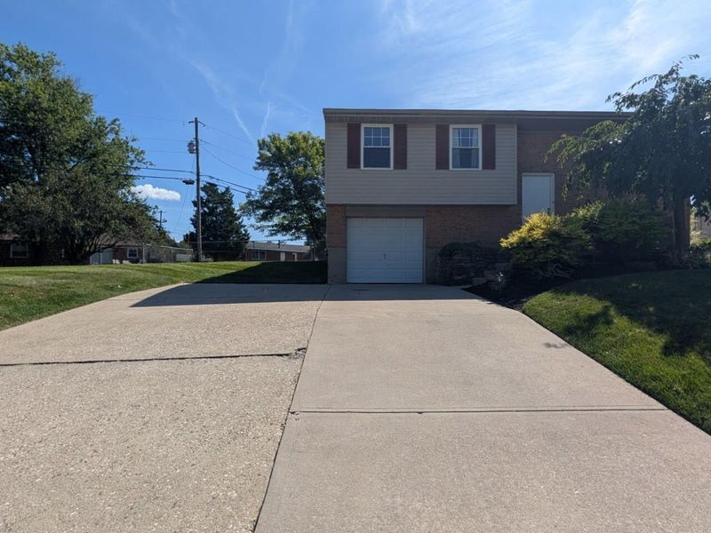 102 Tando Way, Covington, KY 41017 Photo 2
