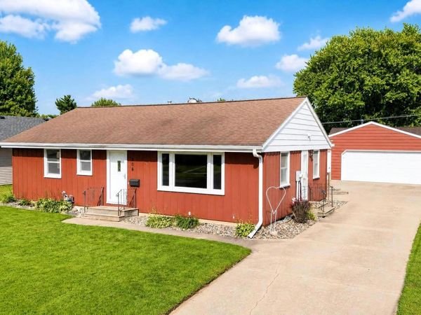 304 18th Street NW, Austin, MN 55912
