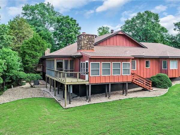 5 Blake Lane, Bella Vista, AR 72714