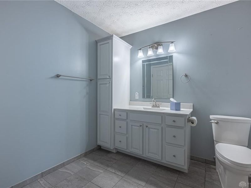 184 Villa Pointe Drive, Springboro, OH 45066 Photo 18