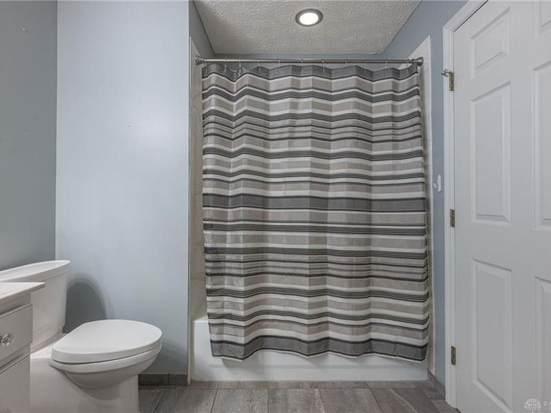 184 Villa Pointe Drive, Springboro, OH 45066 Photo 19