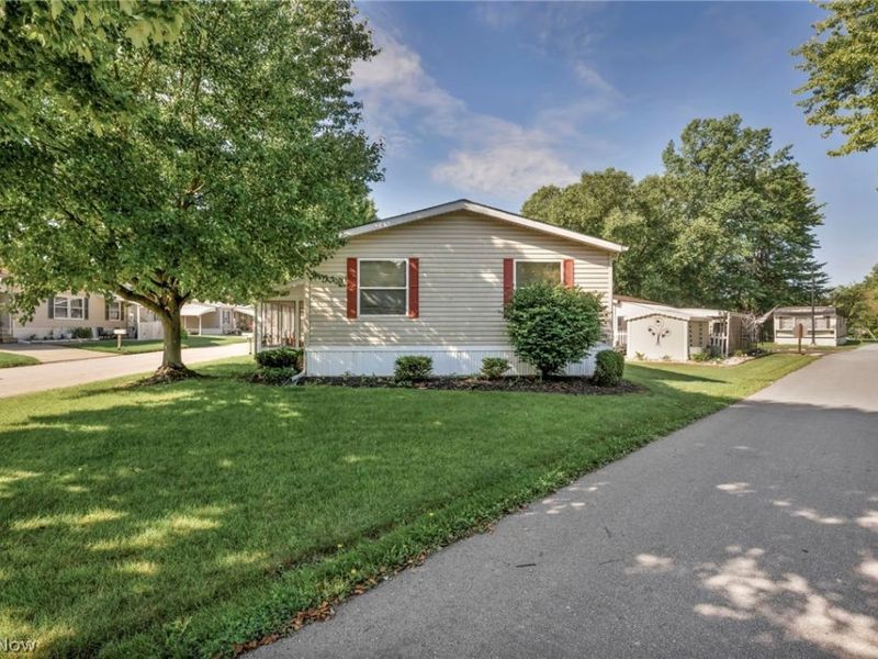 16 Cherry Lane, Olmsted Township, OH 44138 Photo 35