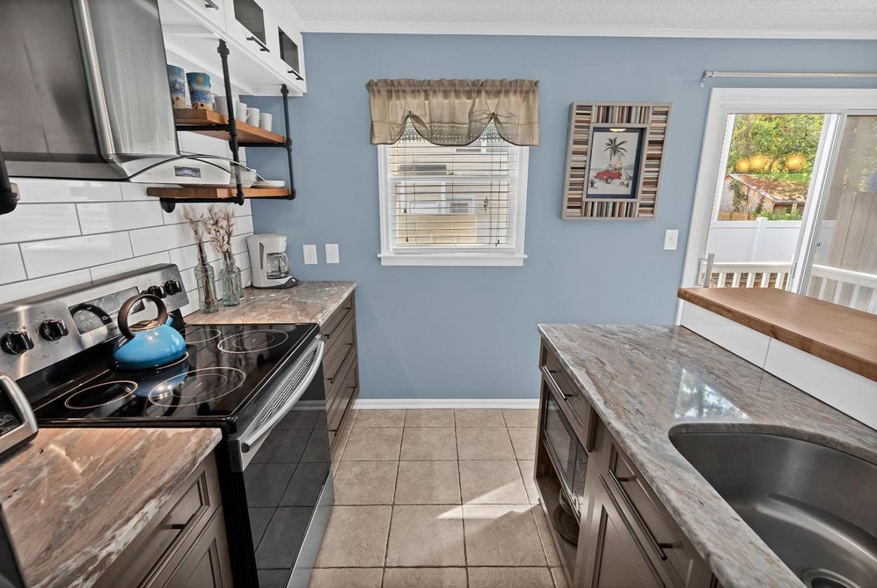 6702 Jefferson Pl. Photo 22