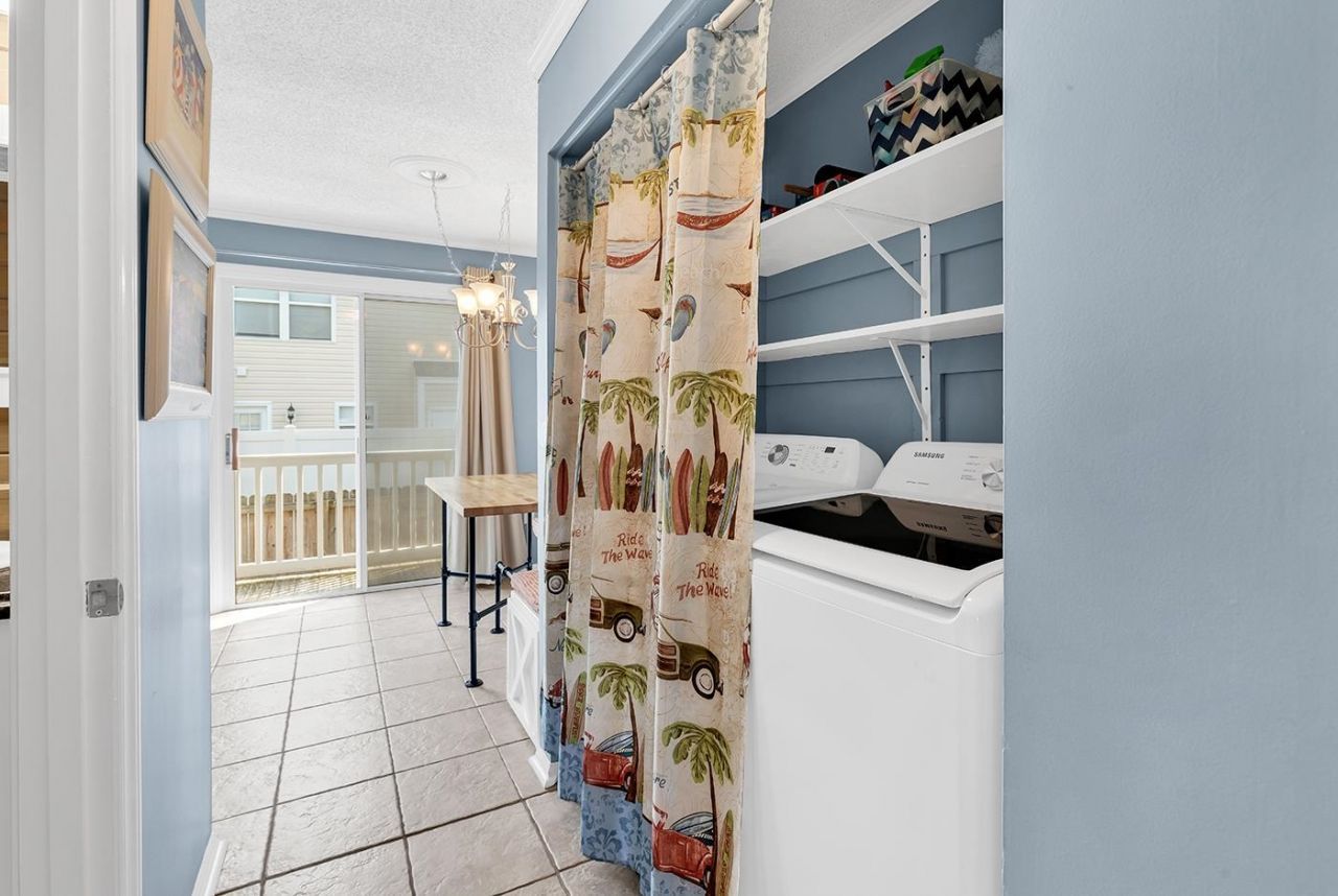 6702 Jefferson Pl. Photo 9